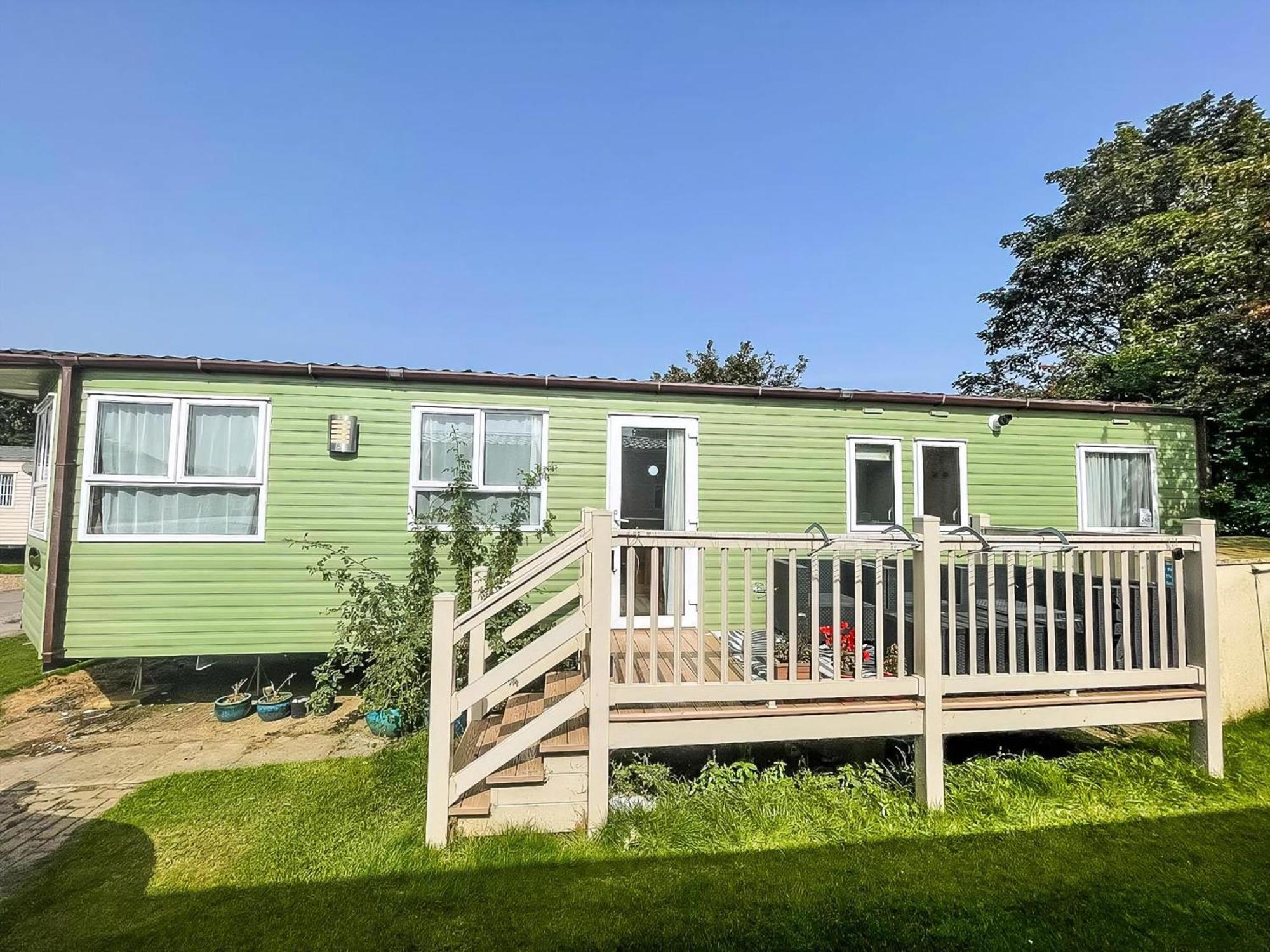 Lovely Caravan For Hire With Decking At Skipsea Sands In Yorkshire Ref 41015Wf Barmston Екстер'єр фото